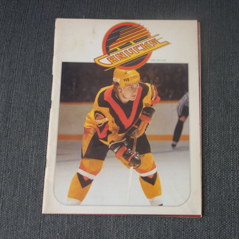 Vintage Canucks Whalers Tuesday December 11 1979 Program Program